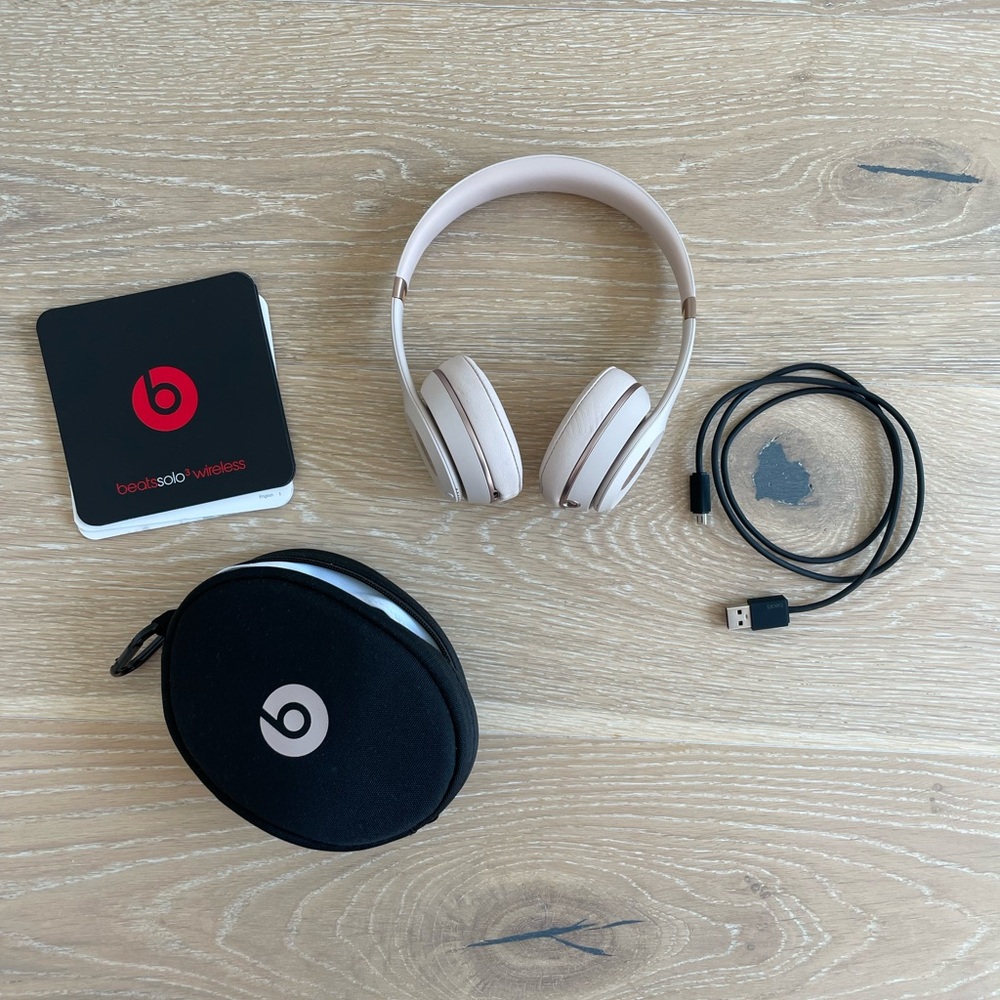 Beats Solo3 Wireless On-Ear Headphones, Matte Gold